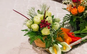 Flowers 041 vegetable flowers carving bouquet white roses